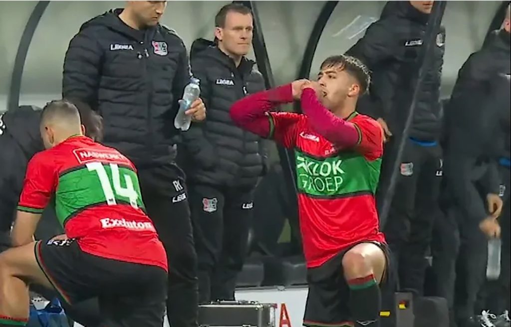 لثاني موسم على التوالي…إيقاف مباريات بهولندا لكسر الصيام