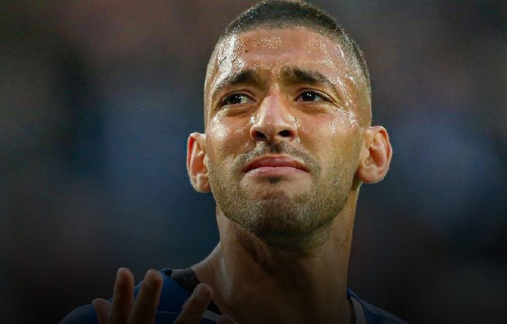 طارق تيسودالي..مشاكل لا تنتهي خارج وداخل الملعب