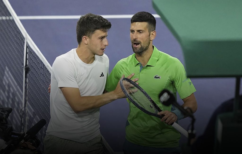 إنديان ويلز.. المغمور ناردي يقصي قدوته في التنس ديوكوفيتش