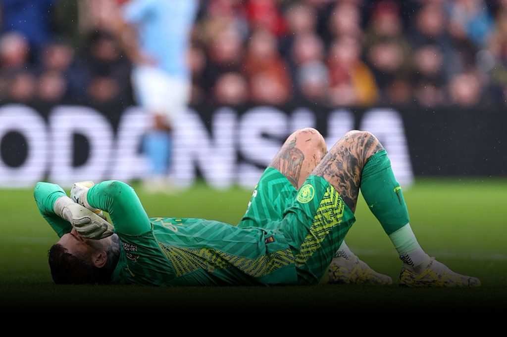 الدوري الإنجليزي.. مانشستر سيتي يخسر حارسه إيدرسون