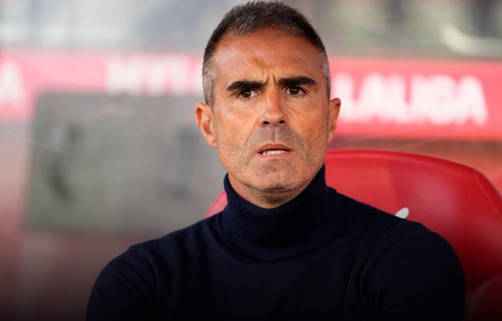 نادي ألميريا الإسباني يقيل مدربه غايسكا غايتانو