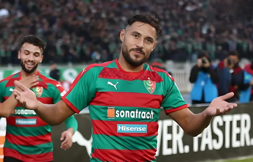 الجزائري البلايلي مُهدَّد بالإيقاف مدى الحياة لهذا السبب