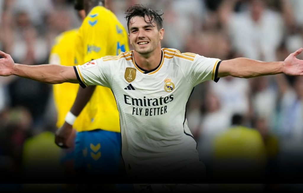 رسميا.. الدولي المغربي دياز ضمن سجلات الحالة المدنية بالناظور