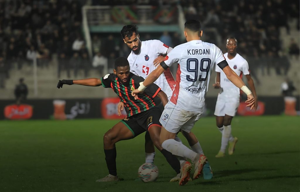 الجيش الملكي يواصل صدارة البطولة بفارق 4 نقاط عن الوصيف الرجاء