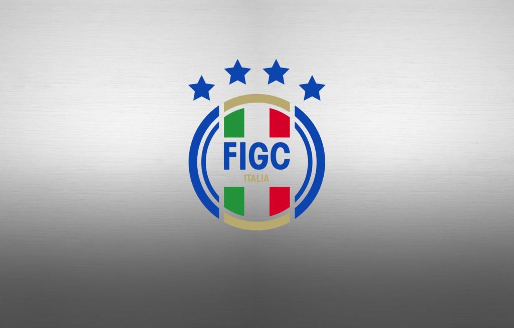 الاتحاد الإيطالي يحقق في “طرد موظفين بروما بعد شريط جنسي مسرب”