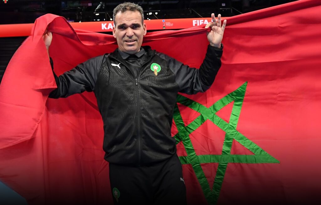 هشام الدكيك أمام فرصة كتابة التاريخ بداية من الأسبوع المقبل