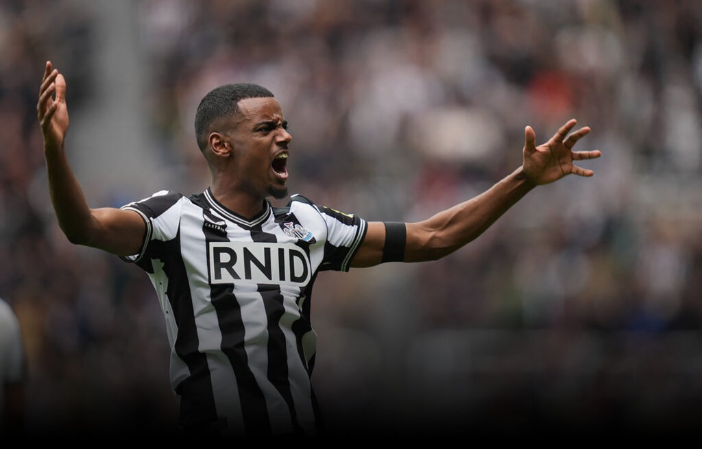 الدوري الإنجليزي.. نيوكاستل يهزم توتنهام برباعية