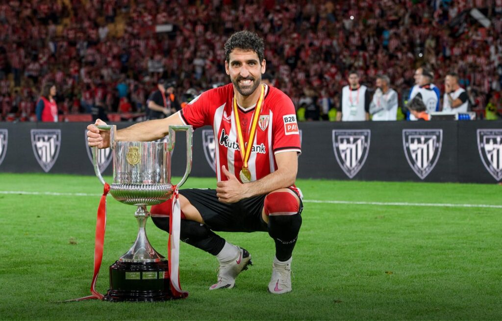 غارسيا لاعب بيلباو يعلن اعتزاله نهاية الموسم