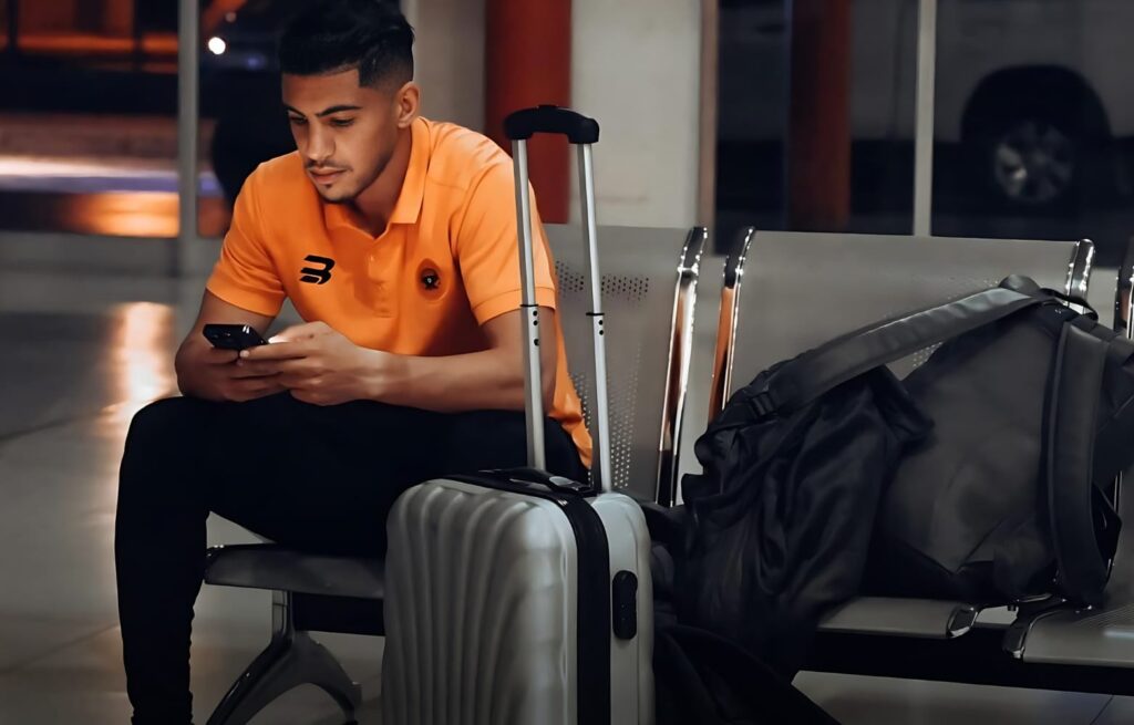 سلطات الجزائر تصر على منع نهضة بركان من الدخول بأقمصتها إلى العاصمة