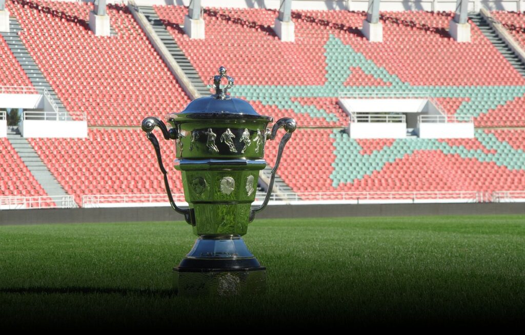 كأس العرش.. بركان والجيش في صدام مثير عن مؤجل سدس عشر النهائي