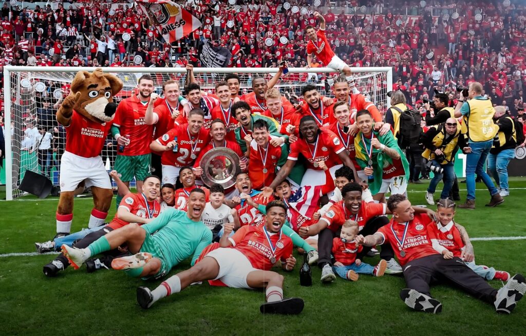 الدوري الهولندي.. أيندهوفن الصيباري يحرز اللقب للمرة الـ 25 في تاريخه