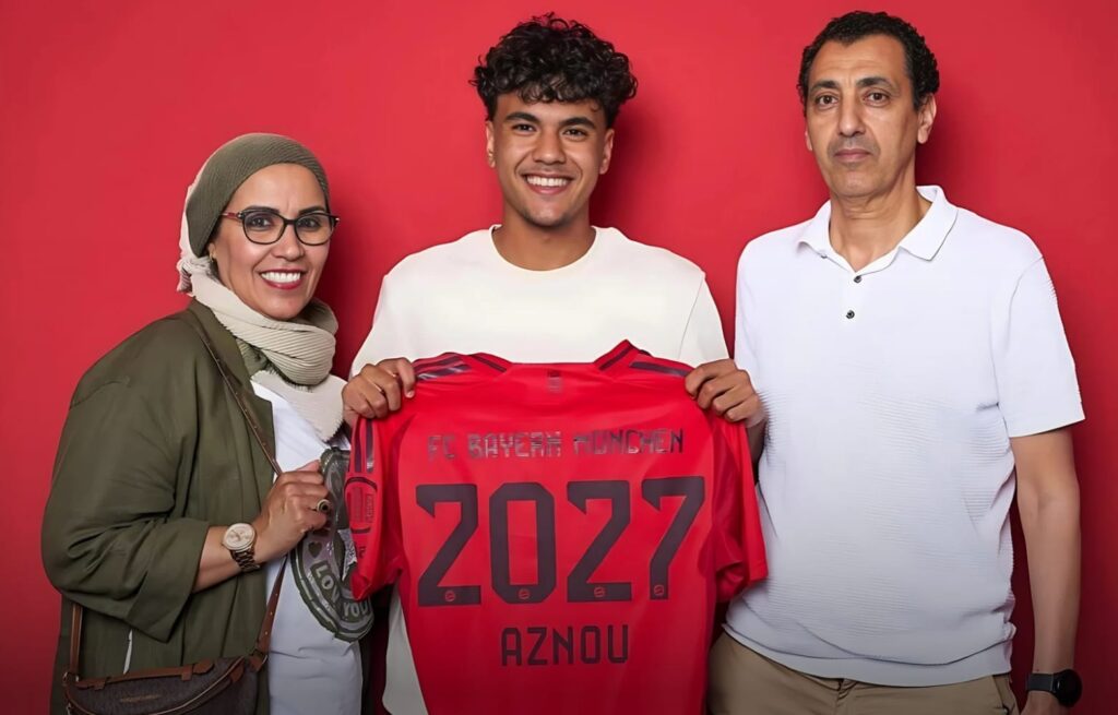 المغربي أزنو يوقع على أول عقد احترافي رفقة بايرن ميونيخ