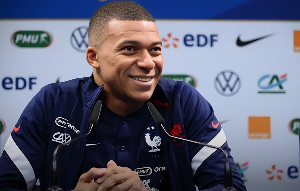 مبابي: سأعلن عن فريقي الجديد في الوقت المناسب