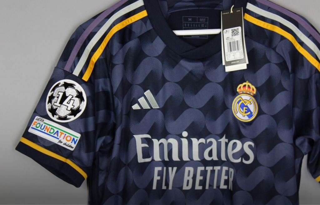 الشرطة الإسبانية تصادر أكثر من 11 طنا من الأقمصة المقلدة قبل نهائي دوري الأبطال