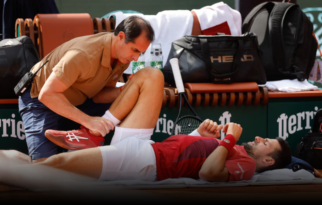 ديوكوفيتش يخضع لجراحة ناجحة في الركبة