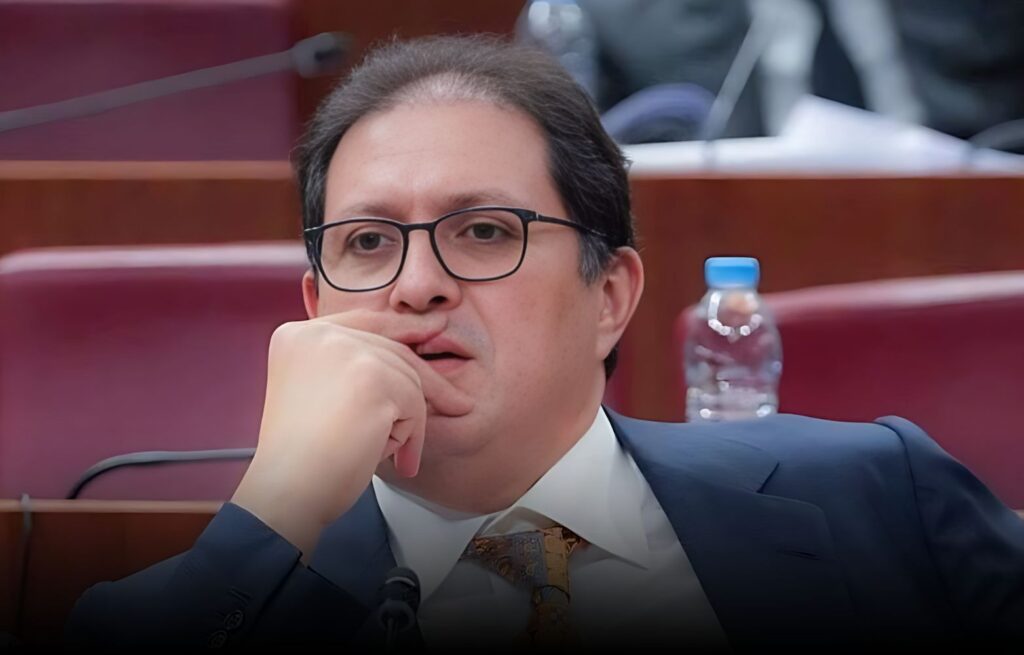 آيت منا يشتري فريقا ويمنحه اسم نادي الوداد