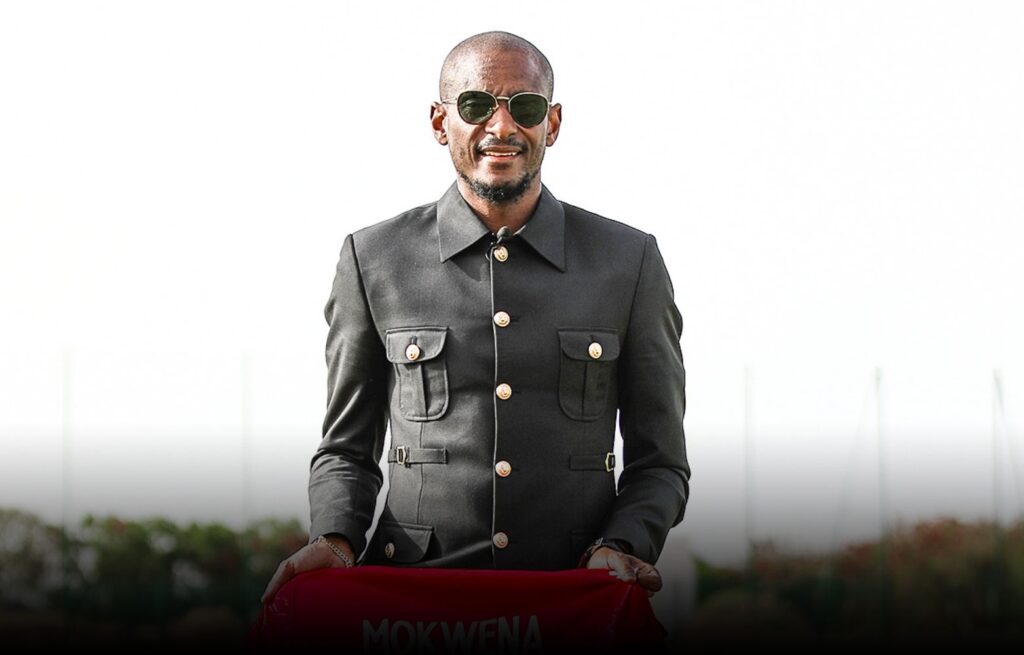 مدرب الوداد رولاني موكوينا يؤكد مغادرة أبو الفتح