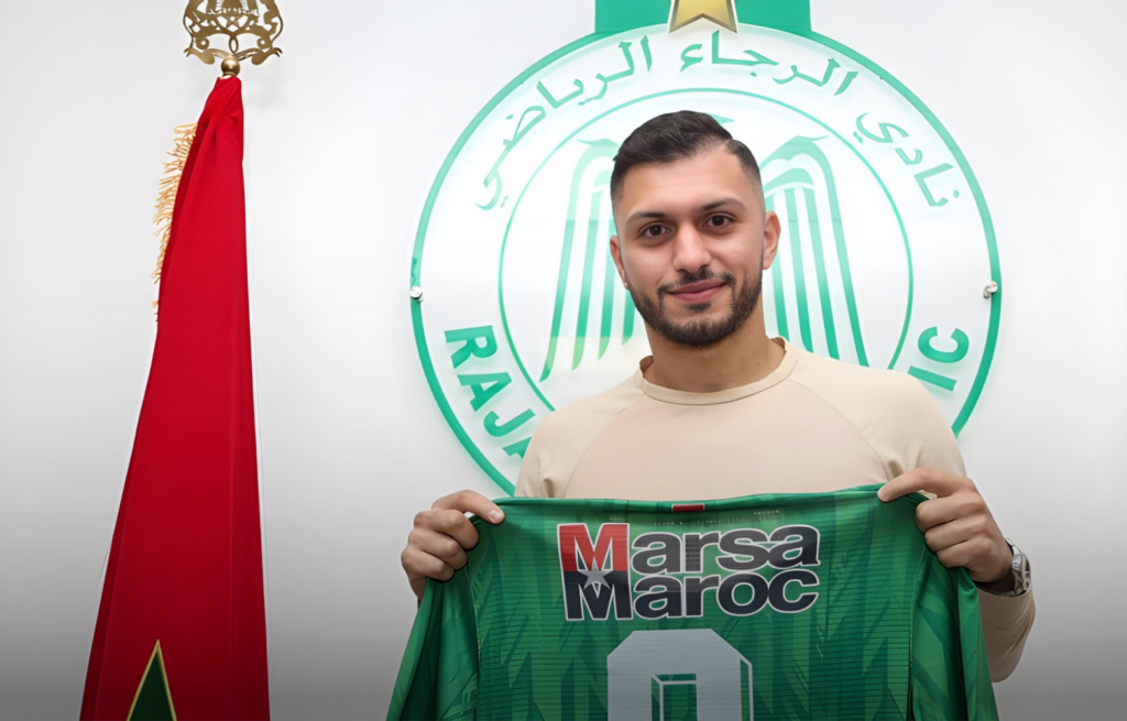 الرجاء ينتظر رد بنعياد لتقييده في لائحته القارية