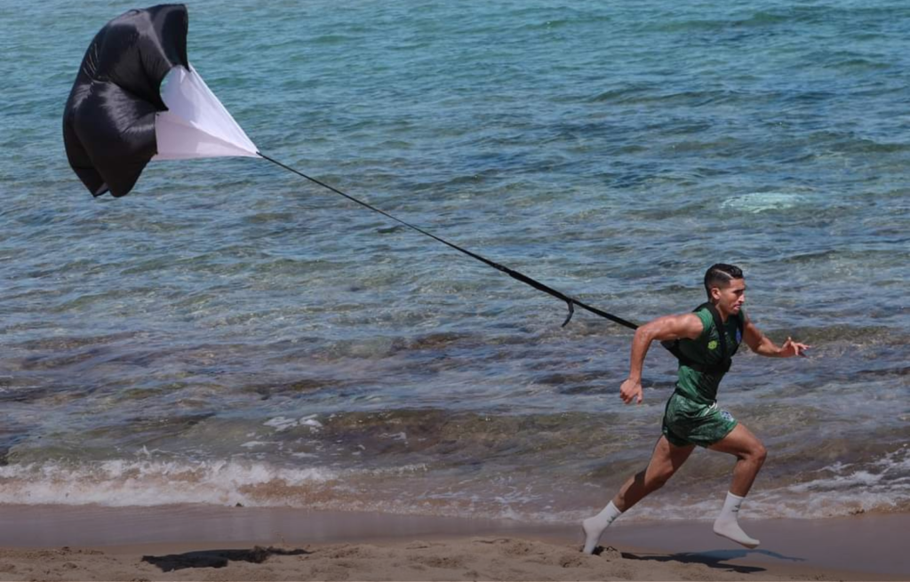 الرجاء يواصل معسكره بتونس ودعم اللياقة البدنية يطغى على تحضيراته