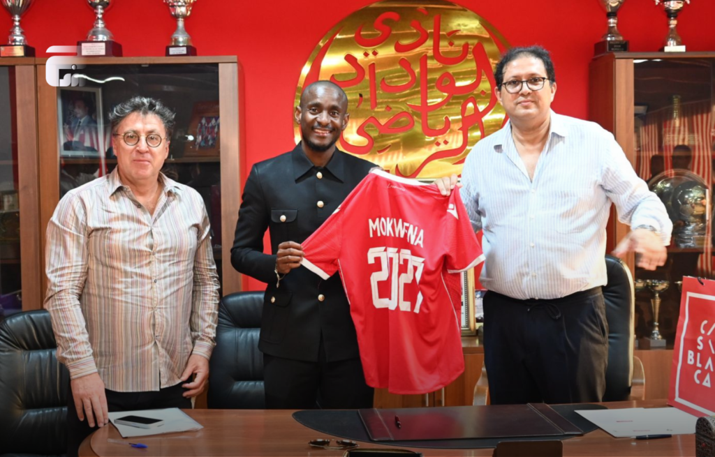 موكوينا: جئت إلى الوداد للفوز ولن نتعاقد مع أي لاعب من صن داونز