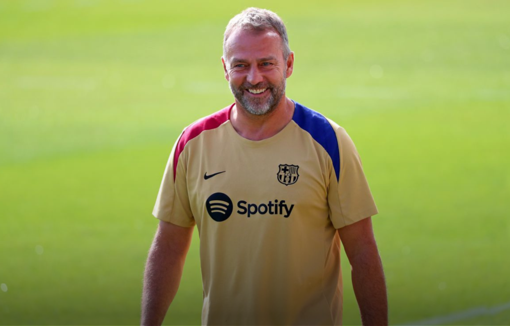 مدرب برشلونة الجديد هانزي فليك يشيد بلامين يامال