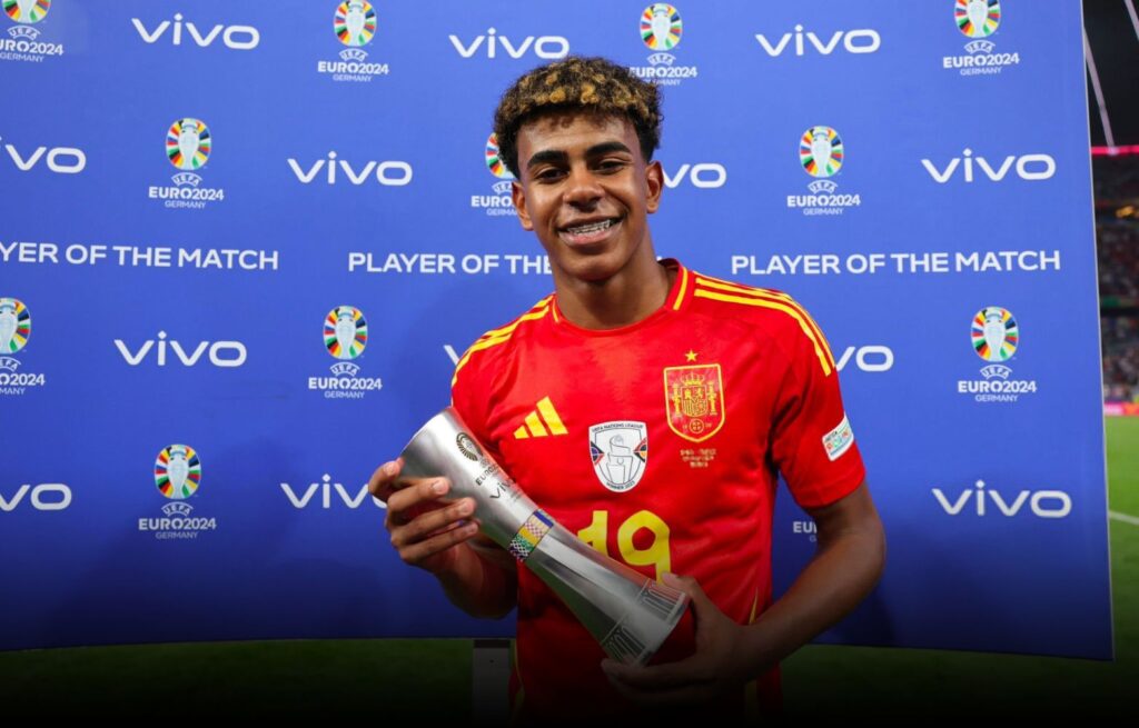 لامين يامال.. أصغر لاعب يسجل في تاريخ “اليورو”