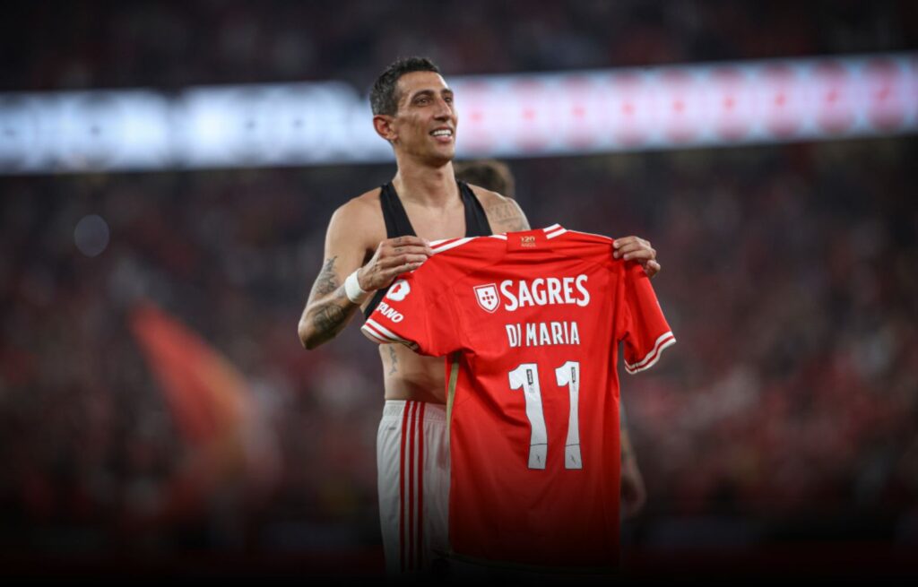 الأرجنتيني دي ماريا يقرر تجديد عقده مع بنفيكا