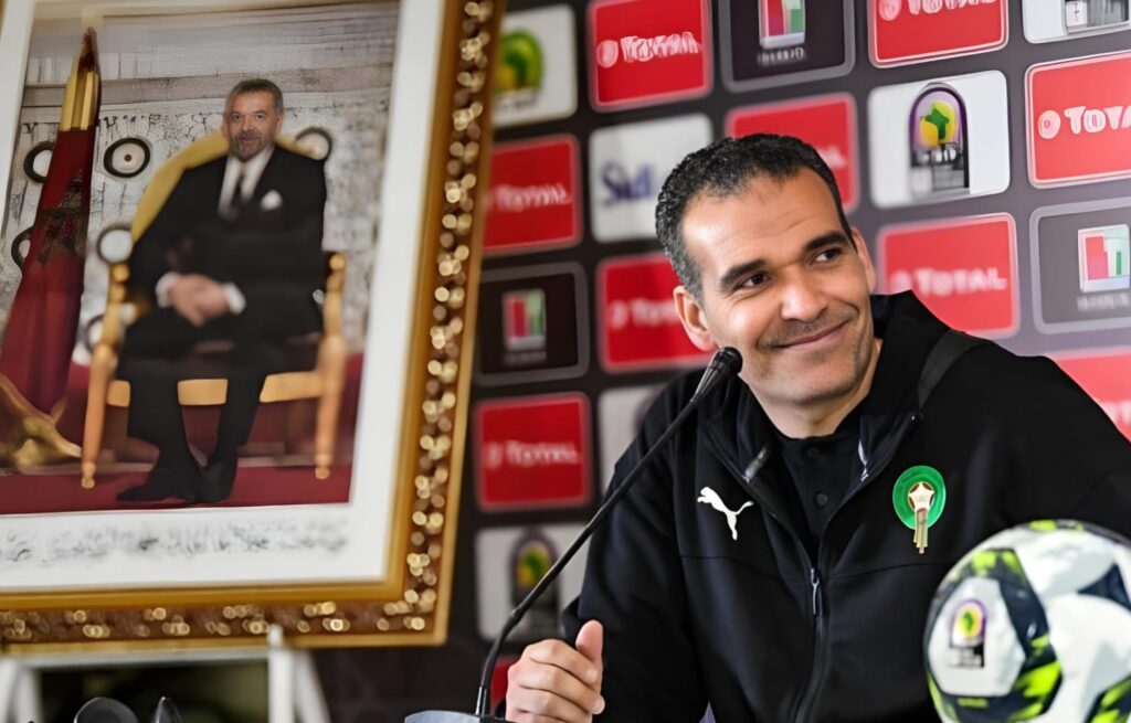 “فوتسال بلانيت”: هشام الدكيك أفضل مدرب في العالم