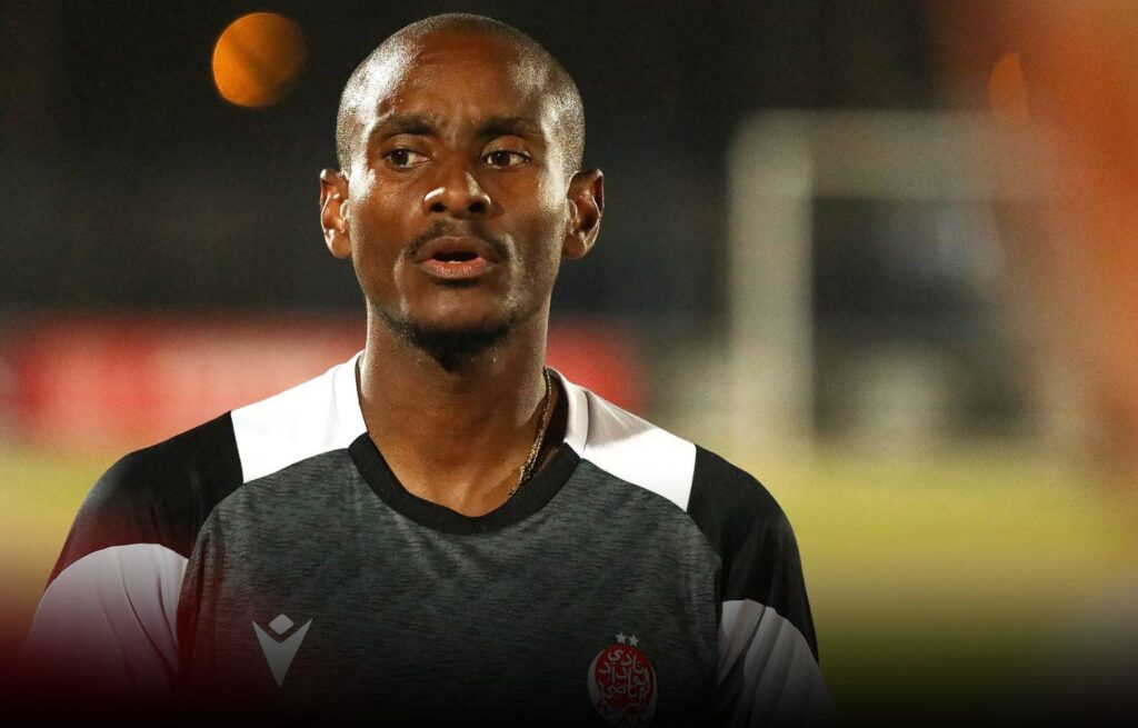 موكوينا سعيد بالعمل المنجز داخل الوداد ويعد بمستوى أفضل