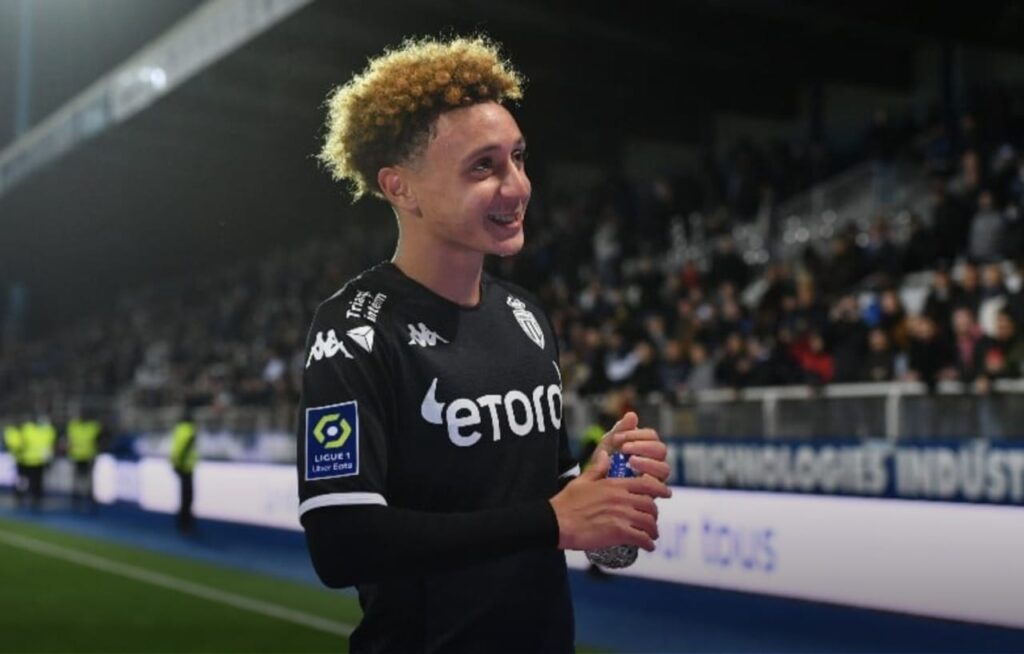 نجم لاعبين مغاربة يسطع في أوروبا والخليج