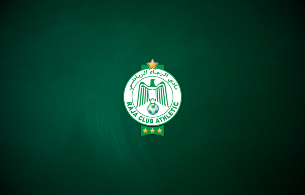 طريقة تدبير الميركاتو الصيفي تقسم أنصار الرجاء الرياضي