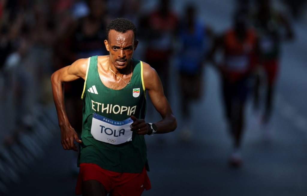 أولمبياد باريس.. الإثيوبي تولا يحرز ذهبية الماراثون 
