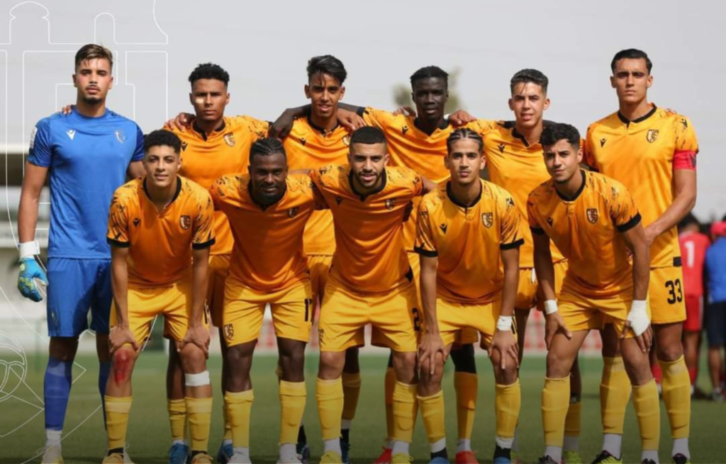 كأس الـ”كاف”.. طاقم تحكيم مالي لمباراة اتحاد تواركة وراسينغ أبيدجان 