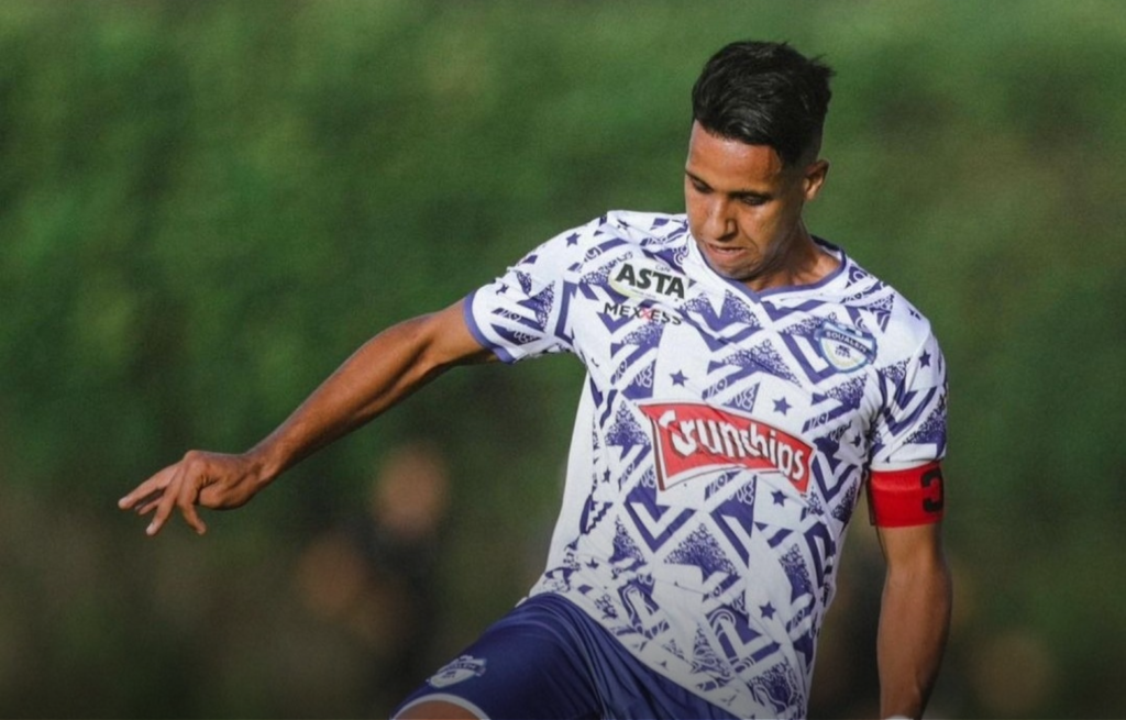 الدحدوح يحسم خلافه مع السوالم بعقد جديد