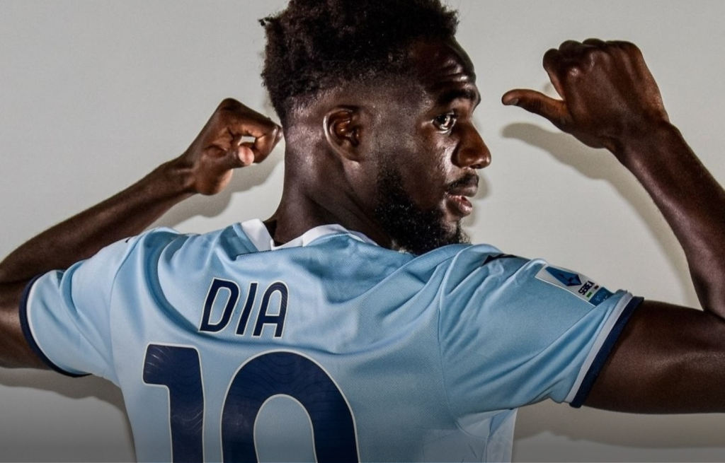 لاتسيو يضم المهاجم السنغالي ديا من سالرنيتانا