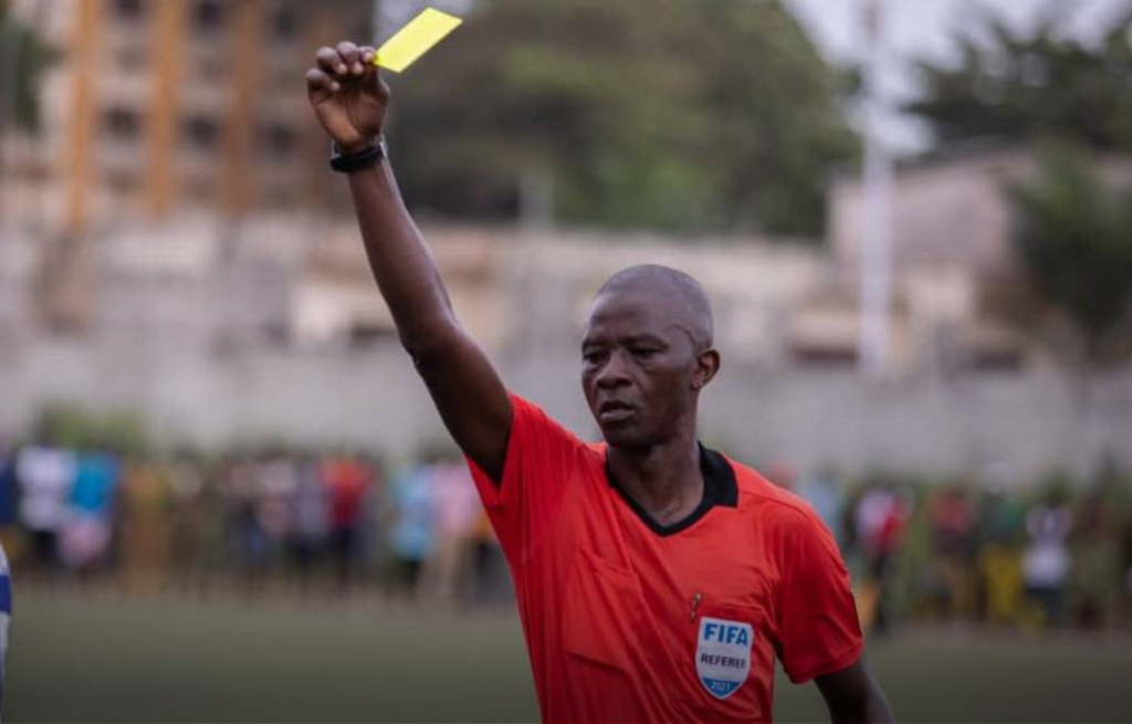 البنيني ليغالي حكما لمباراة الجيش الملكي وريمو ستارز النيجيري