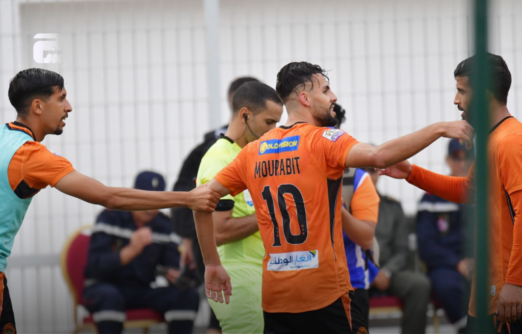 “البطولة برو1”.. نهضة بركان يهزم الرجاء ويحيي جراحا قبل 13 شهرا ونصف شهر