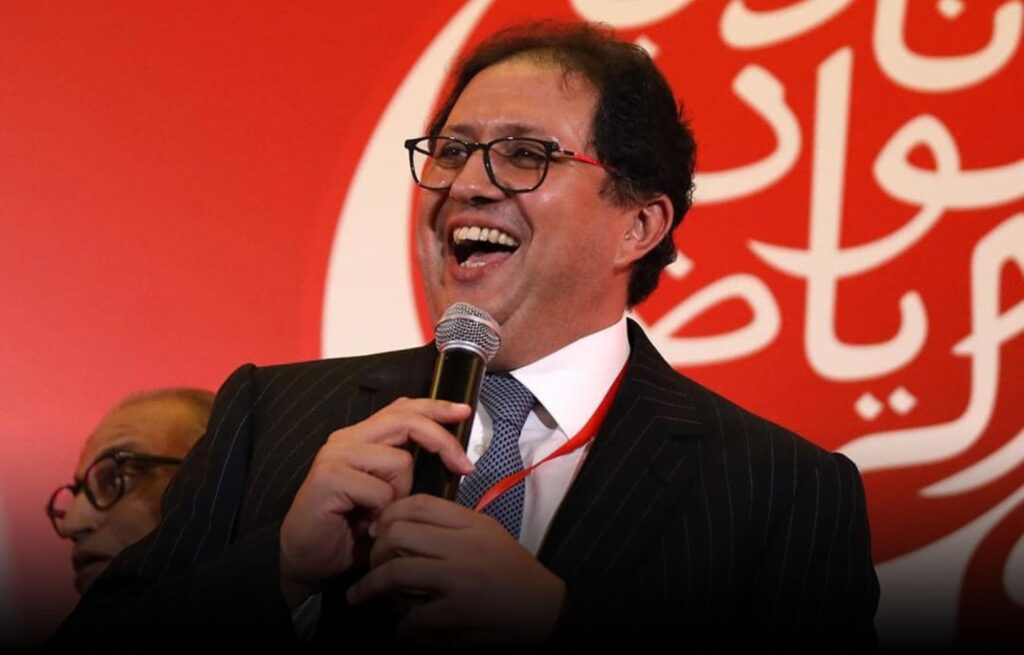 آيت منا يتخلف عن موعد فسخ عقود لاعبين بالوداد