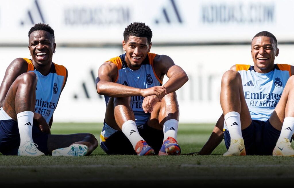 الدوري الإسباني.. من يستطيع منافسة ريال مدريد ونجمه مبابي؟