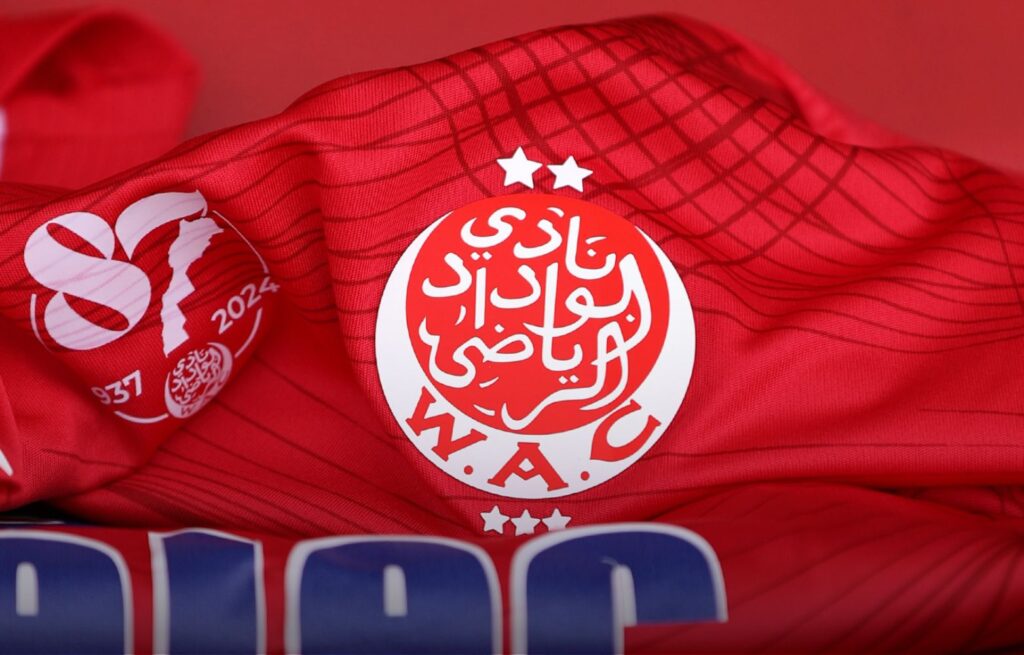 الوداد يفاوض تورنتو الكندي لاستعارة لاعب جنوب إفريقي