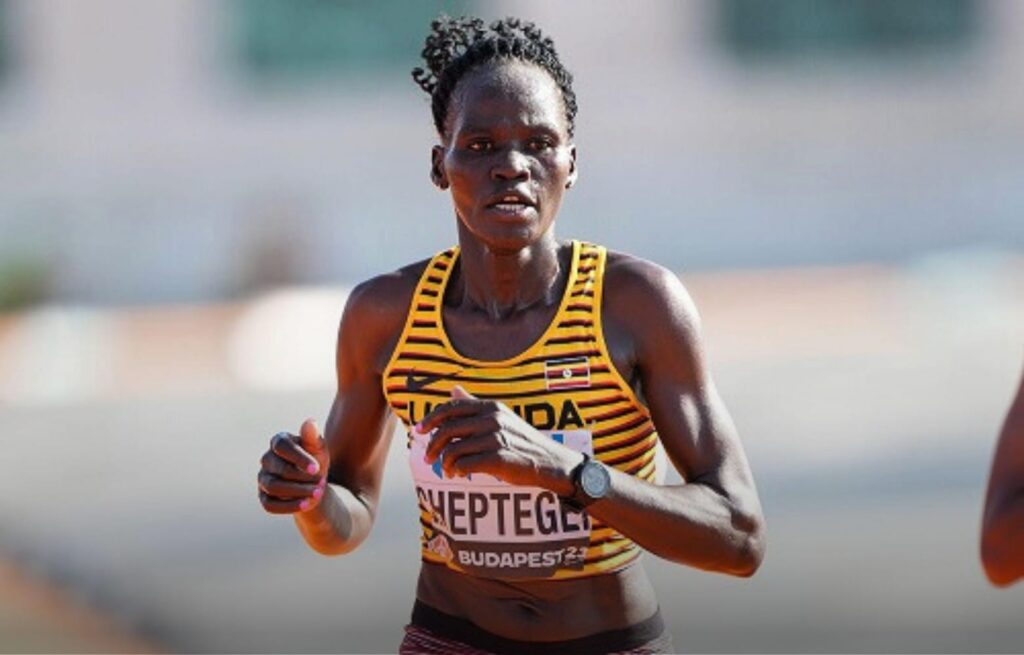 وفاة العداءة الأولمبية تشيبتيغي بعد خلاف مع صديقها