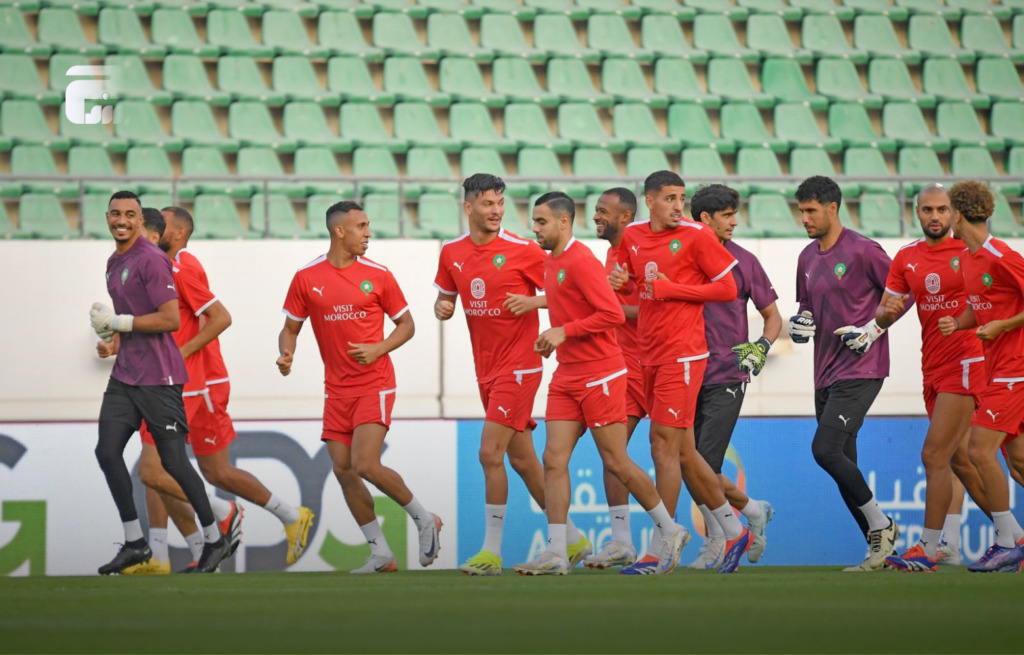 حصة تدريبية للأسود بعد الفوز على الغابون بملعب أكادير الكبير