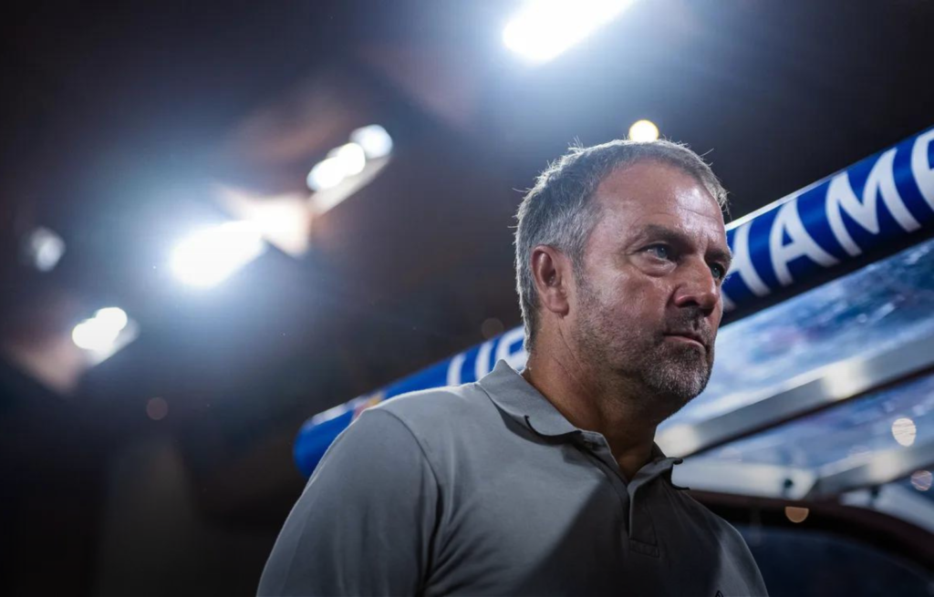 فليك مدرب برشلونة يرى إيجابيات رغم الهزيمة أمام موناكو