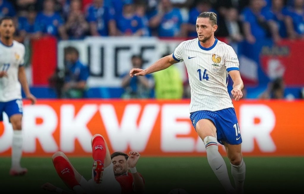 لاعب الوسط الفرنسي رابيو إلى مرسيليا في صفقة مجانية