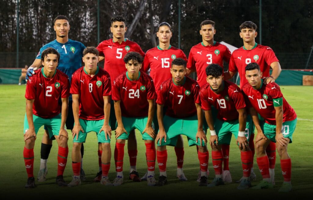 حكم يثير الجدل في مباراة المنتخب المغربي للشباب ونظيره الفرنسي