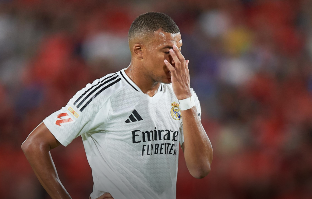 ممثلو مبابي يقولون إن التقارير عن مواجهته تحقيقا بالسويد بسبب جريمة اغتصاب “كاذبة”