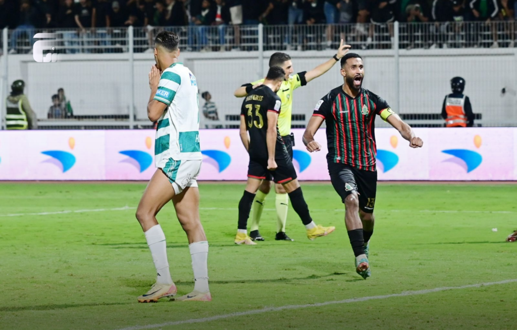 “البطولة برو 1”.. التعادل يحسم “كلاسيكو” الرجاء والجيش