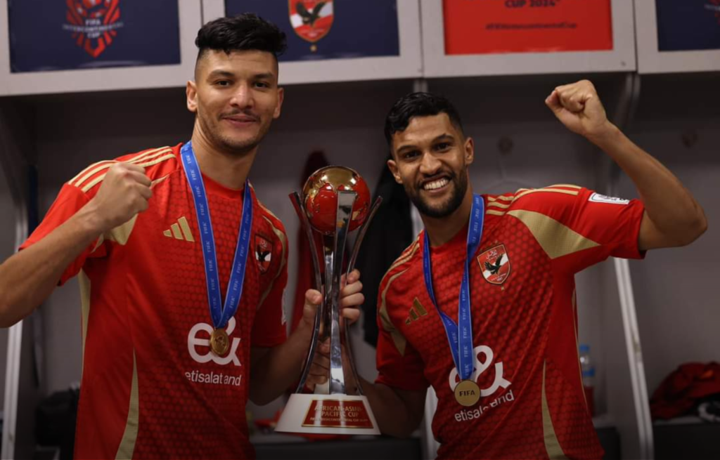 عطية الله وداري..هكذا أعرب الدوليان المغربيان عن سعادتهما بالتتويج رفقة الأهلي