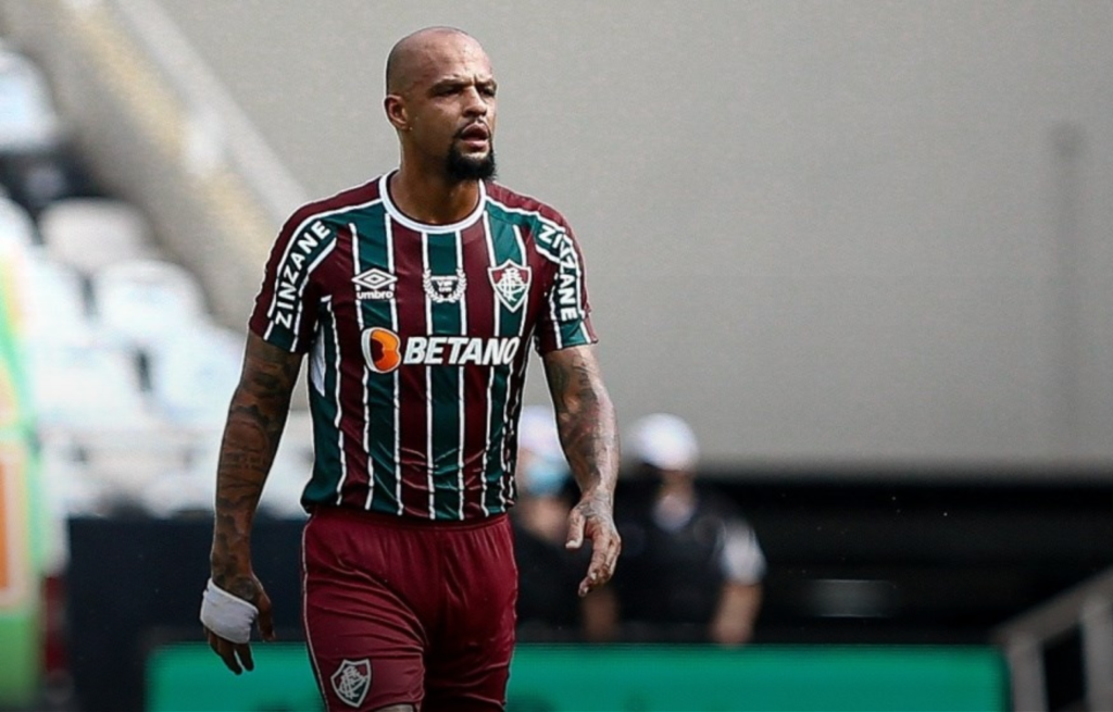 المدافع البرازيلي فيليبي ميلو سيضع حدا لمسيرته نهاية 2025