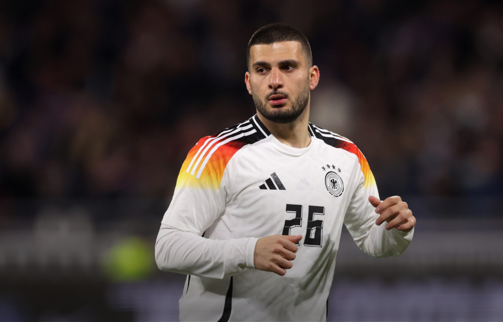 ناغلسمان مدرب ألمانيا: إصابة أونداف ليست خطيرة